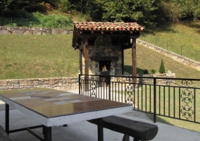 Furnished terrace and barbecue 