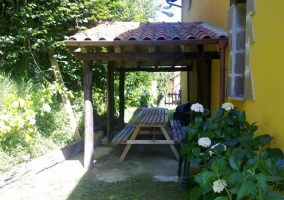  Roofed picnic area in the garden of the houses 