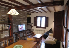  Dining table next to fireplace 