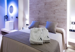 Relaxing bedroom