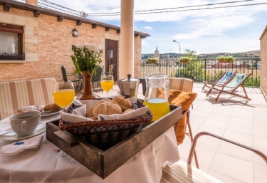 3 Holiday Cottages Country Houses With Fireplace In Burgo De Osma Holidaycottagestorent Net