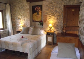 Triple bedroom