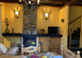  Kitchen with wooden details 