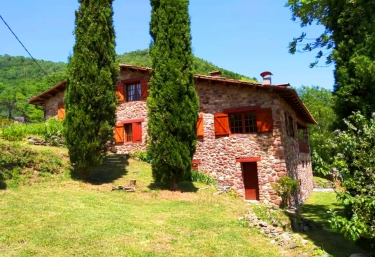 14 Holiday Cottages Country Houses In Rocabruna Holidaycottagestorent Net