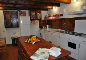  Traditional kitchen 