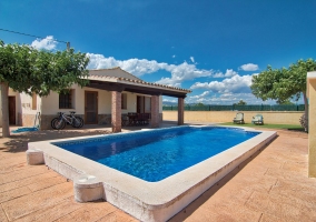  Large pool inside the farm 