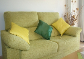  Living room with armchairs and table in front 