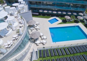  Accommodation with pool 