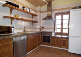  Bathroom with bathtub 