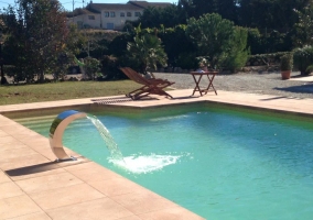 Pool jet with wooden furniture 